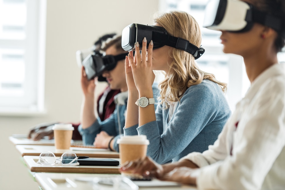 Virtualna stvarnost (VR)