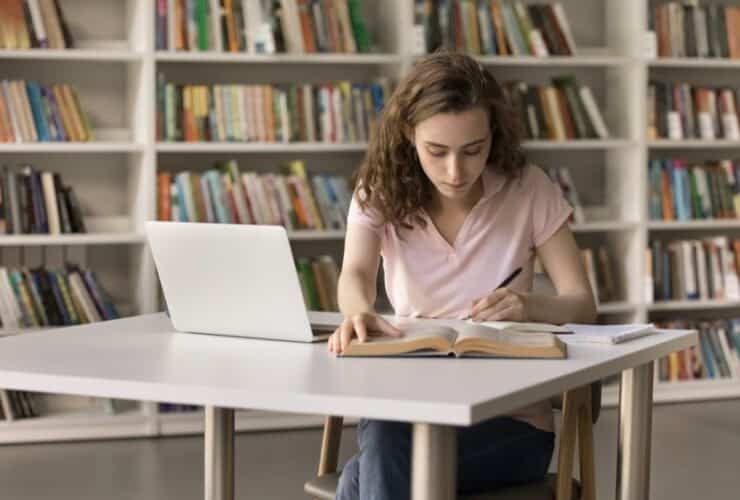 Kako se pripremiti za kolokvij? Donosimo 7 brzih trikova