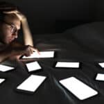 Kako smanjiti ovisnost o mobitelu? Donosimo 7 načina